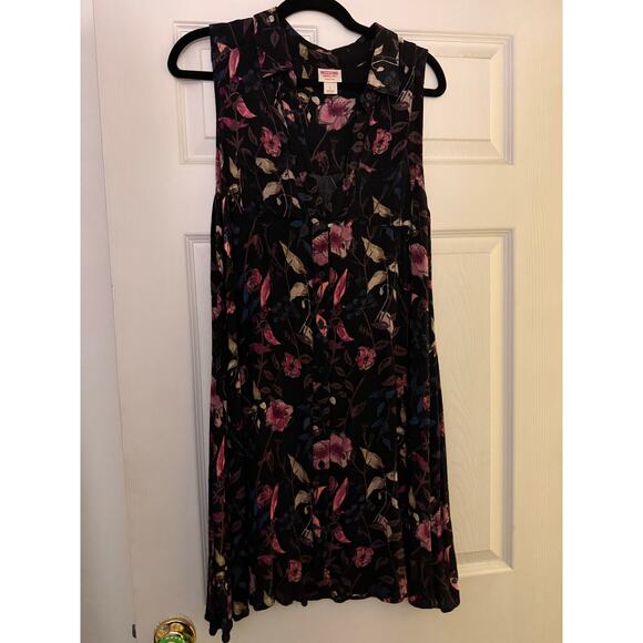 Mossimo Supply Co. Dresses & Skirts - Floral Mossimo Dress Size Large